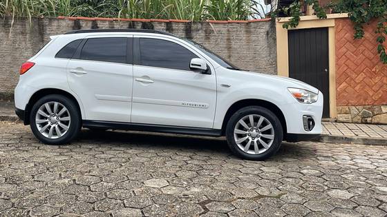 MITSUBISHI ASX 2.0 4X4 AWD 16V GASOLINA 4P AUTOMÁTICO MITSUBISHI ASX 2.0 4X4 AWD 16V GASOLINA 4P AUTOMÁTICO